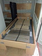 Eenpersoons bedframe met lattenbodem en motor, Huis en Inrichting, Ophalen, Verstelbaar, 90 cm, Beige