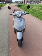 Schade scooter gezocht, Ophalen, Benzine, Vespa
