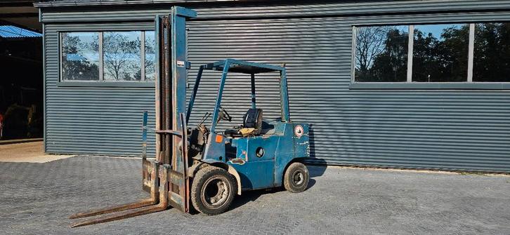 Clark 3 ton diesel, Zakelijke goederen, Machines en Bouw | Heftrucks en Intern transport, Heftruck, Overige aandrijving