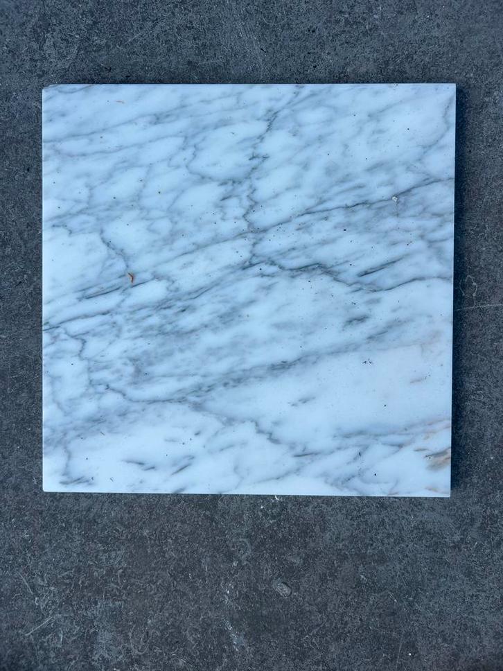 Bianco Carrara Marmer Tegels - 29 stuks, Doe-het-zelf en Verbouw, Tegels, Zo goed als nieuw, Wandtegels, Marmer, 20 tot 40 cm