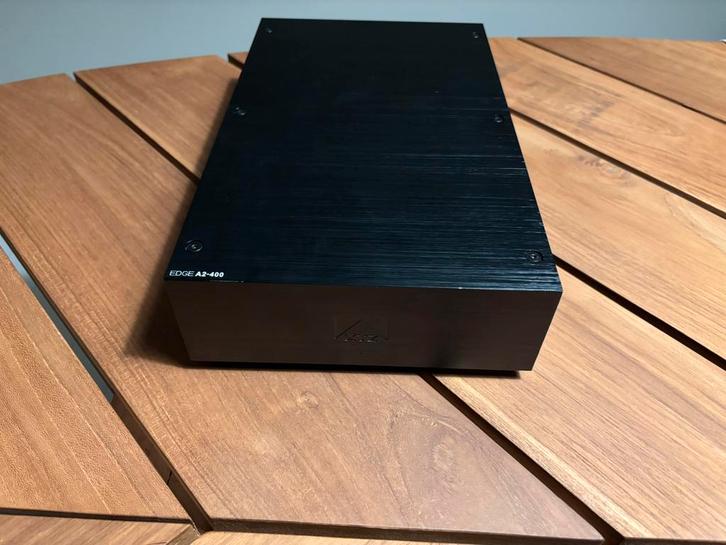 XTZ Edge A2-400 class-D eindversterkers 2 stuks, Audio, Tv en Foto, Versterkers en Receivers, Gebruikt, Stereo, 120 watt of meer