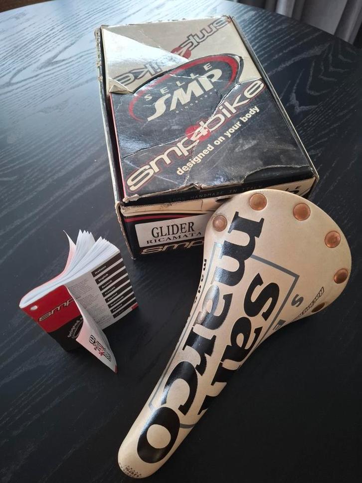 Bijzondere Vintage racefietszadels, Fietsen en Brommers, Fietsonderdelen, Racefiets, Zadel, Ophalen of Verzenden