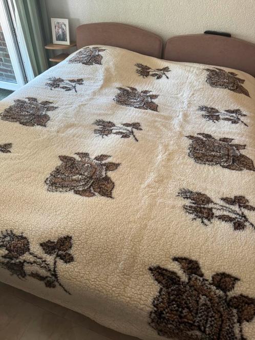 Wollen overdeken 240x200 ongebruikt, Huis en Inrichting, Woonaccessoires | Plaids en Woondekens, Nieuw, Ophalen of Verzenden