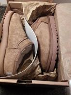 Ugg Classic Slipper. Maat 38/37, Kleding | Dames, Schoenen, Ophalen of Verzenden, Zo goed als nieuw, Pantoffels of Sloffen