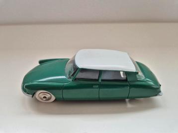 Vintage speelgoedauto Citroën DS 19 Dinky Toys  beschikbaar voor biedingen