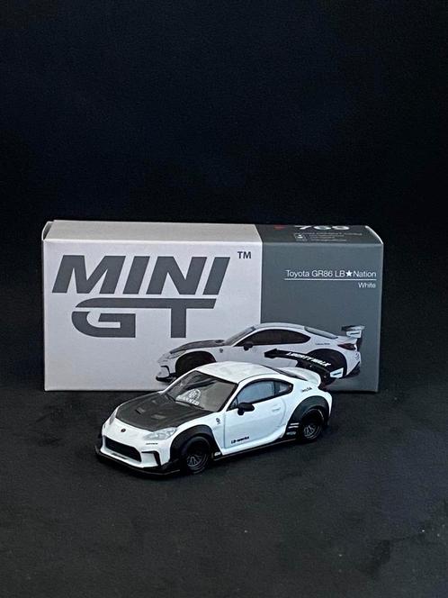 Mini gt Toyota gr86, Hobby en Vrije tijd, Modelauto's | Overige schalen, Nieuw, Auto, Ophalen of Verzenden