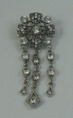Partij van 24 Zilverkleurige Broches met Strass, Sieraden, Tassen en Uiterlijk, Broches, 4 tot 7 cm, Nieuw, Ophalen of Verzenden
