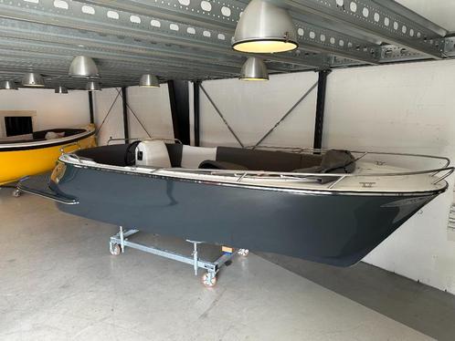 Aanbieding Royal Ruyter 670 Prestige tender, Watersport en Boten, Sloepen, Nieuw, 10 tot 30 pk, 6 meter of meer, Binnenboordmotor