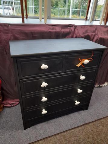 Mooie mat zwarte laden kastje 80x80x40 beschikbaar voor biedingen