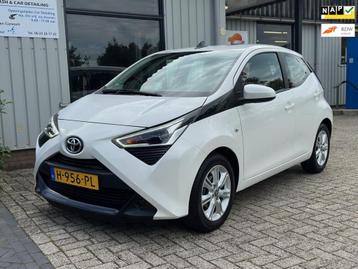 Toyota Aygo 1.0 VVT-i x-play|CARPLAY|CAMERA|LED|LM|NAP|RIJKL beschikbaar voor biedingen