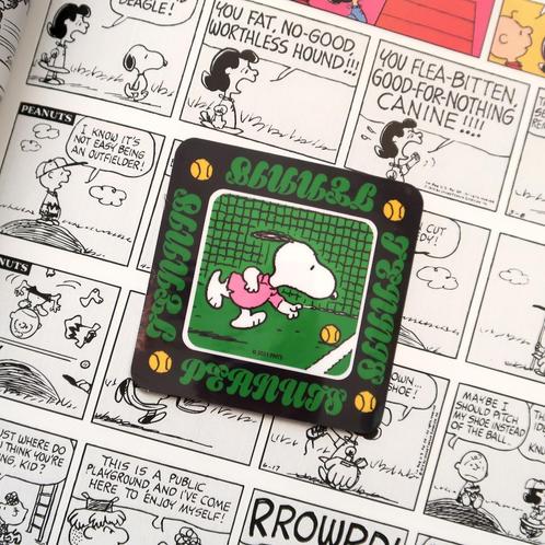 Tennis Snoopy van Peanuts strips en tekenfilms sticker, Verzamelen, Stripfiguren, Nieuw, Plaatje, Poster of Sticker, Snoopy, Verzenden