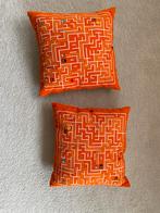 “Pacman”  Kussens (2 stuks), Huis en Inrichting, Ophalen of Verzenden, Zo goed als nieuw, Oranje, Vierkant
