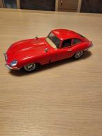 TE KOOP MOOIE BURAGO JAGUAR E 1961 SCHAAL1:18  MERK BURAGO, Hobby en Vrije tijd, Modelauto's | 1:18, Ophalen of Verzenden, Zo goed als nieuw