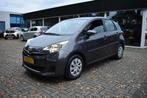 Toyota Verso-S 1.3 VVT-i Comf. Plus AIRCO ELEK RAMEN TREKHAA, Auto's, Voorwielaandrijving, Euro 5, Stof, Gebruikt
