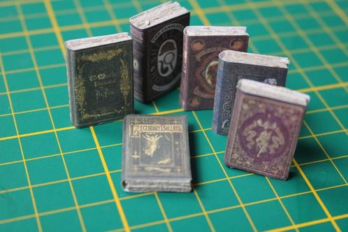 6 boekjes ,oud model  ,1-12 je kan er niet in bladeren ,, Verzamelen, Poppenhuizen en Toebehoren, Gebruikt, Poppenhuis, Verzenden