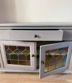 Prachtig kastje met glas-in-lood / tv.kastje, Ophalen