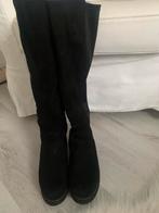 Laarzen hoog tot onder knie maat 38 zwart merk Bullboxer, Kleding | Dames, Schoenen, Hoge laarzen, Zwart, Ophalen of Verzenden