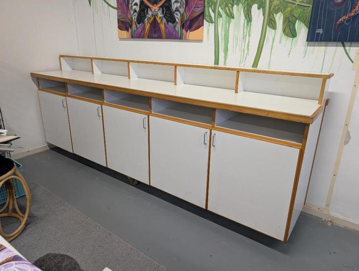 GRATIS vintage bar / dressoir, Huis en Inrichting, Kasten | Dressoirs, Gebruikt, 200 cm of meer, 50 tot 75 cm, Met deur(en), Met plank(en)