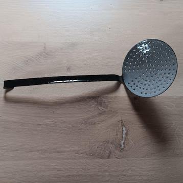 Schuimspaan, zwart grijs emaille beschikbaar voor biedingen