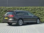 Volkswagen Passat Variant 1.8 TSI HIGHLINE FACELIFT, PANO, N, Euro 6, 4 cilinders, Bruin, 179 pk