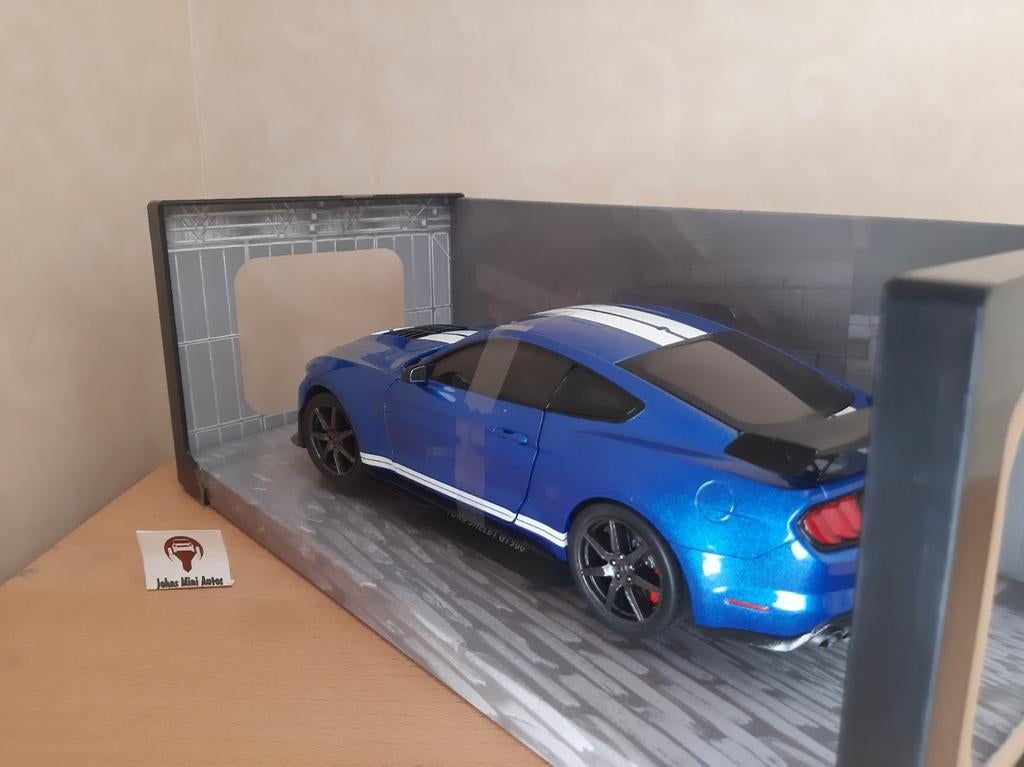 Ford Mustang (Shelby) GT500 Blue/White Stripes Solido 1:18, Hobby en Vrije tijd, Modelauto's | 1:18, Solido, Auto, Solido, Nieuw