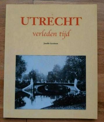 Utrecht verleden tijd geschiedenis in woord en beeld foto's  beschikbaar voor biedingen