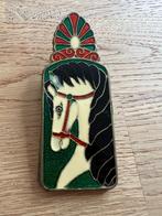 Vintage metalen clip met emaille – paard | retro decoratie, Ophalen of Verzenden