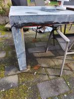 Gratis af te halen! Betontafel.met ijzerwerk, Ophalen, 250 mm of meer