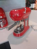 Smeg rood espressoapparaat, Witgoed en Apparatuur, Koffiezetapparaten, Ophalen, Espresso apparaat, Gemalen koffie, Zo goed als nieuw