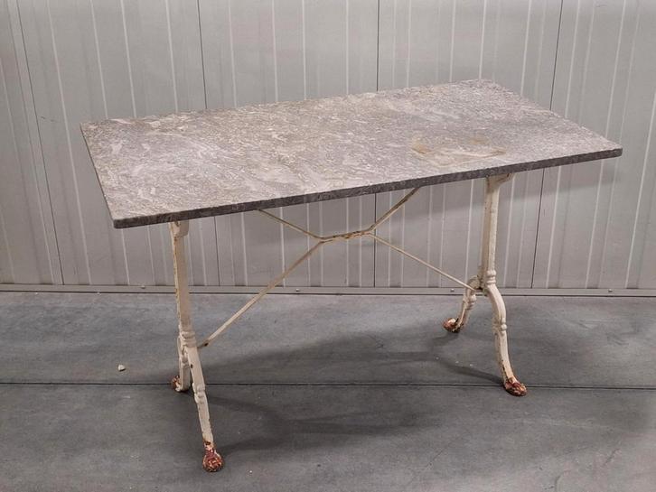 Vintage Bistrotafel - Marmer blad, metalen onderstel, Huis en Inrichting, Tafels | Eettafels, Gebruikt, 50 tot 100 cm, 100 tot 150 cm