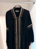 Zwarte Abaya met Borduurwerk - Maat M, Zwart, Zo goed als nieuw, Onder de knie, Ophalen