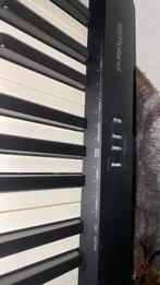 Roland FP-10 piano, Muziek en Instrumenten, Piano's, Ophalen, Zo goed als nieuw, Zwart