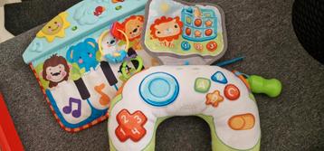 Babyspeelgoed box. beschikbaar voor biedingen