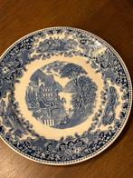 Petrus Regout bord met het 'Castillo' decor., Antiek en Kunst, Ophalen of Verzenden