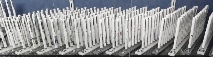1300 WITTE PARKER VECTOR MET RECLAME, Verzamelen, Pennenverzamelingen, Gebruikt, Fineliner, Parker, Met reclame, Ophalen of Verzenden