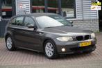 BMW 1-serie 118i High Executive LEDER AUTOMAAT, Achterwielaandrijving, 4 cilinders, 650 kg, Euro 4