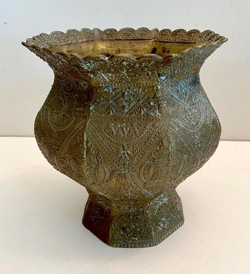 koperen pot/jardiniere uit Sumatra, Antiek en Kunst, Antiek | Vazen, Verzenden