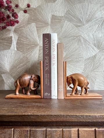 Vintage houten olifanten boekensteunen – Handgemaakt beschikbaar voor biedingen