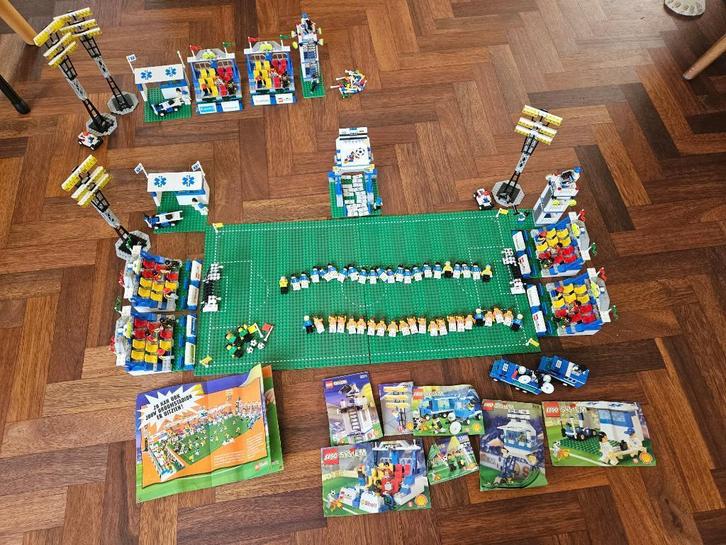 Lego set WK voetbal 1998. Collectors item! 3302 - 3314, Kinderen en Baby's, Speelgoed | Duplo en Lego, Zo goed als nieuw, Lego