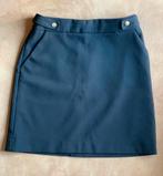 Nette korte rok h&m 36 zwart met goude knopen, Zwart, Ophalen of Verzenden, Zo goed als nieuw, Maat 36 (S)