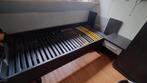 Bedframe met nachtkastje, Ophalen, 90 cm, Eenpersoons, 210 cm