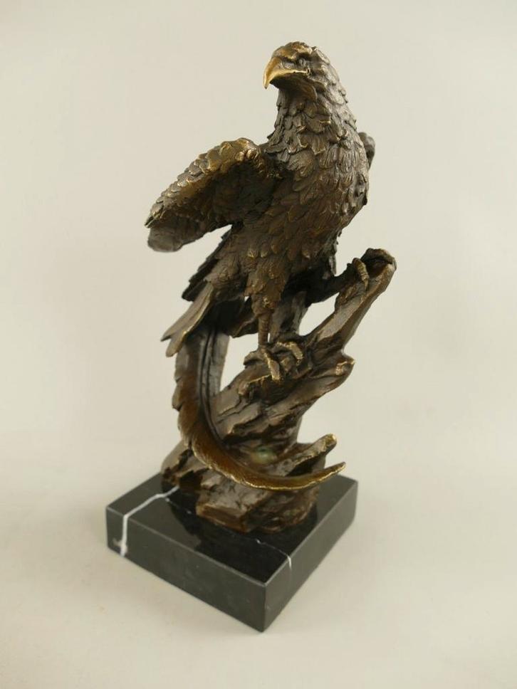 Bronzen beeldje van een adelaar, H.27x12x11cm, Antiek en Kunst, Antiek | Koper en Brons, Ophalen of Verzenden
