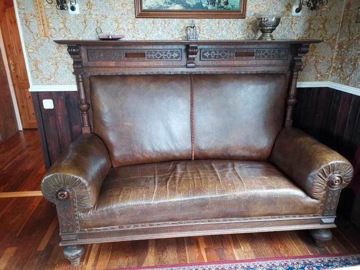 Antieke kasteelbank eiken met leer., Antiek en Kunst, Antiek | Meubels | Stoelen en Banken, Ophalen