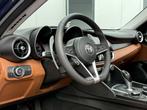 Alfa Romeo Giulia 2.0T Autom Camera Cruise Leer Navi Panodak, Auto's, Automaat, Achterwielaandrijving, 4 cilinders, Blauw
