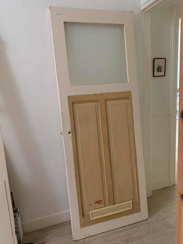Paneeldeur met glas 2.20 x 83 cm beschikbaar voor biedingen