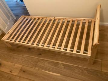 IKEA Neiden Bedframe eenpersoonsbed - afbeelding 1