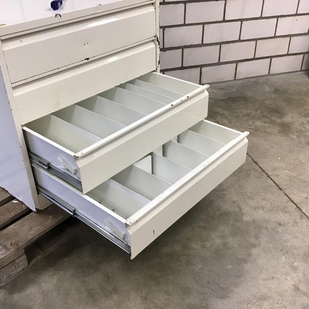 Stalen gereedschap laden kast, Ophalen, Zo goed als nieuw
