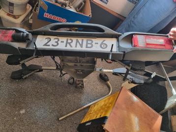 Fietsendrager voor 2 fietsen beschikbaar voor biedingen