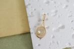 18 Karaat Gouden Hanger Tennisracket met Parel, Overige voorstellingen, Ophalen of Verzenden, Zo goed als nieuw, Goud