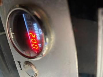 graaf machine beschikbaar voor biedingen